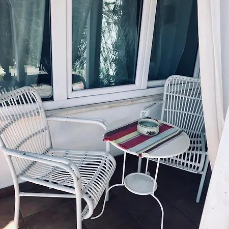 Casa Melissa Fregene Airport Apartment *